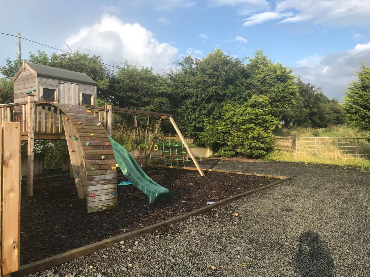 Deerfin Rentals Private Chalet With Hot Tub Ballymena Exterior foto